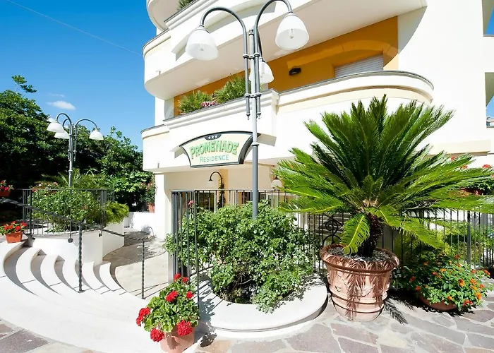 Promenade Aparthotel